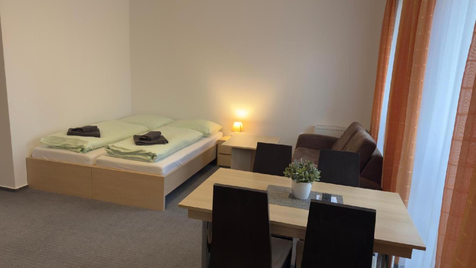 Apartmany Sport With Garage Рокитнице над Ийзероу Екстериор снимка